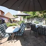 Weingut Und Gaestehaus Wetzler 4*