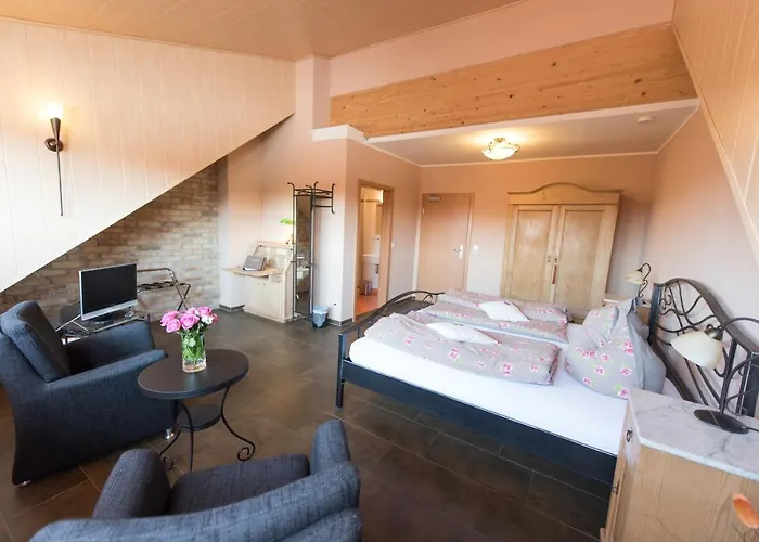 Weingut Und Gaestehaus Wetzler 4*