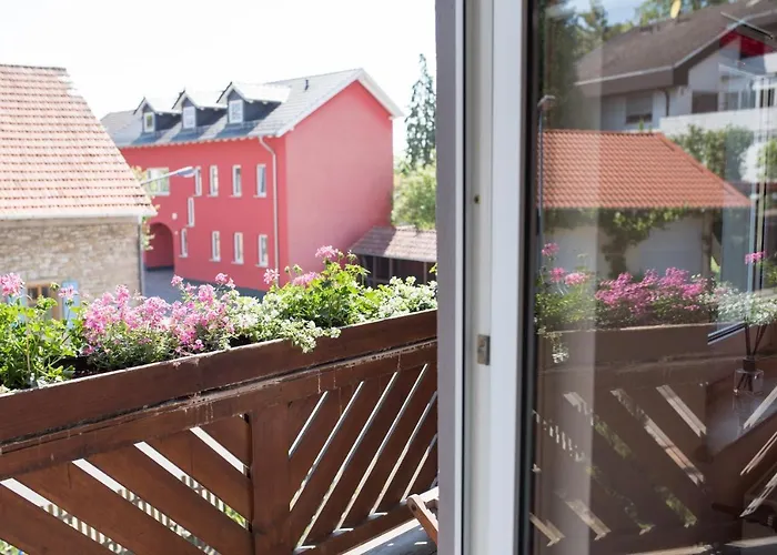 Weingut Und Gaestehaus Wetzler 4*