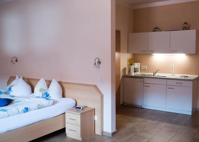 Weingut Und Gaestehaus Wetzler